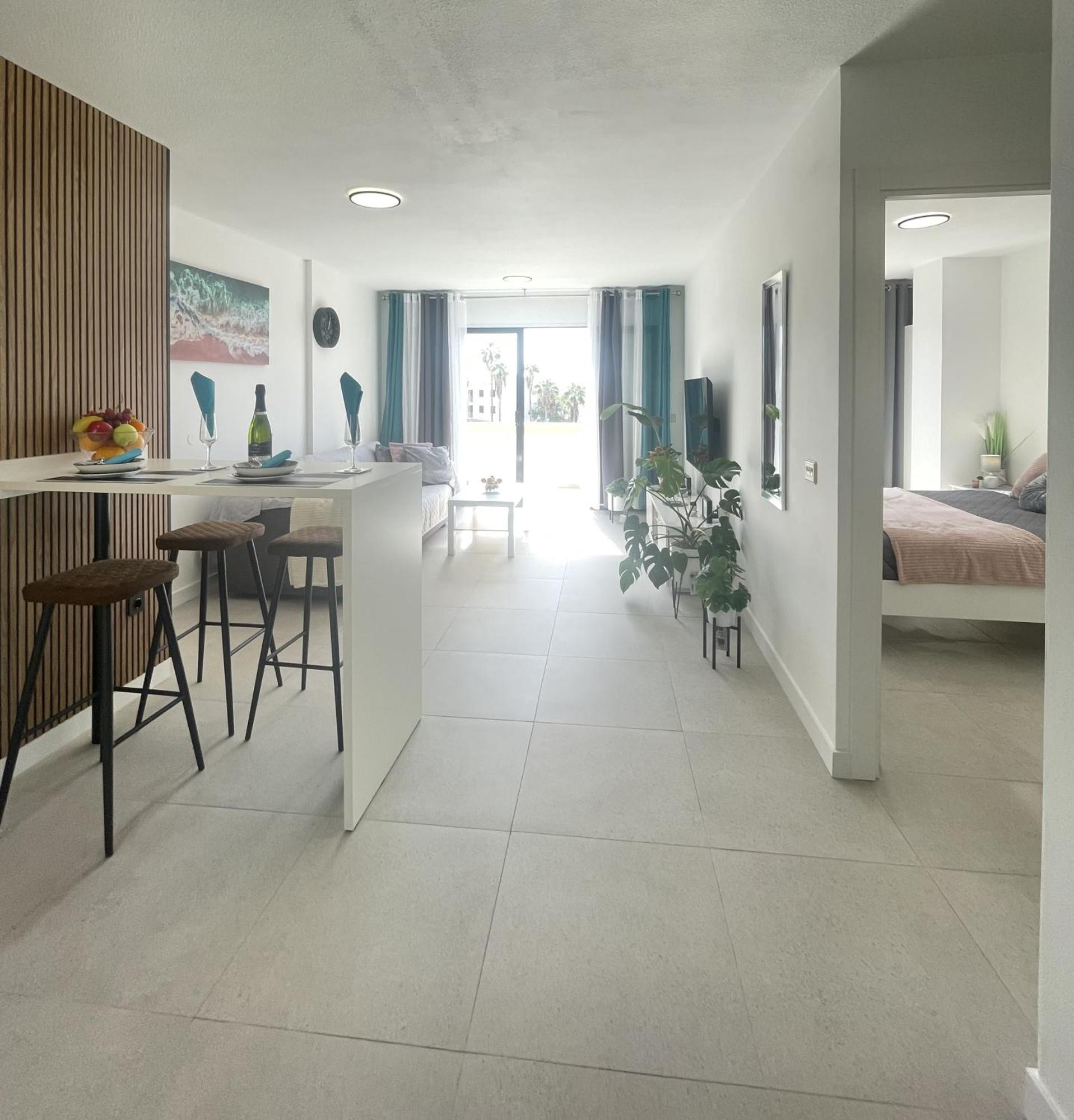 Royal View Apartment - Playa De Las Americas Экстерьер фото